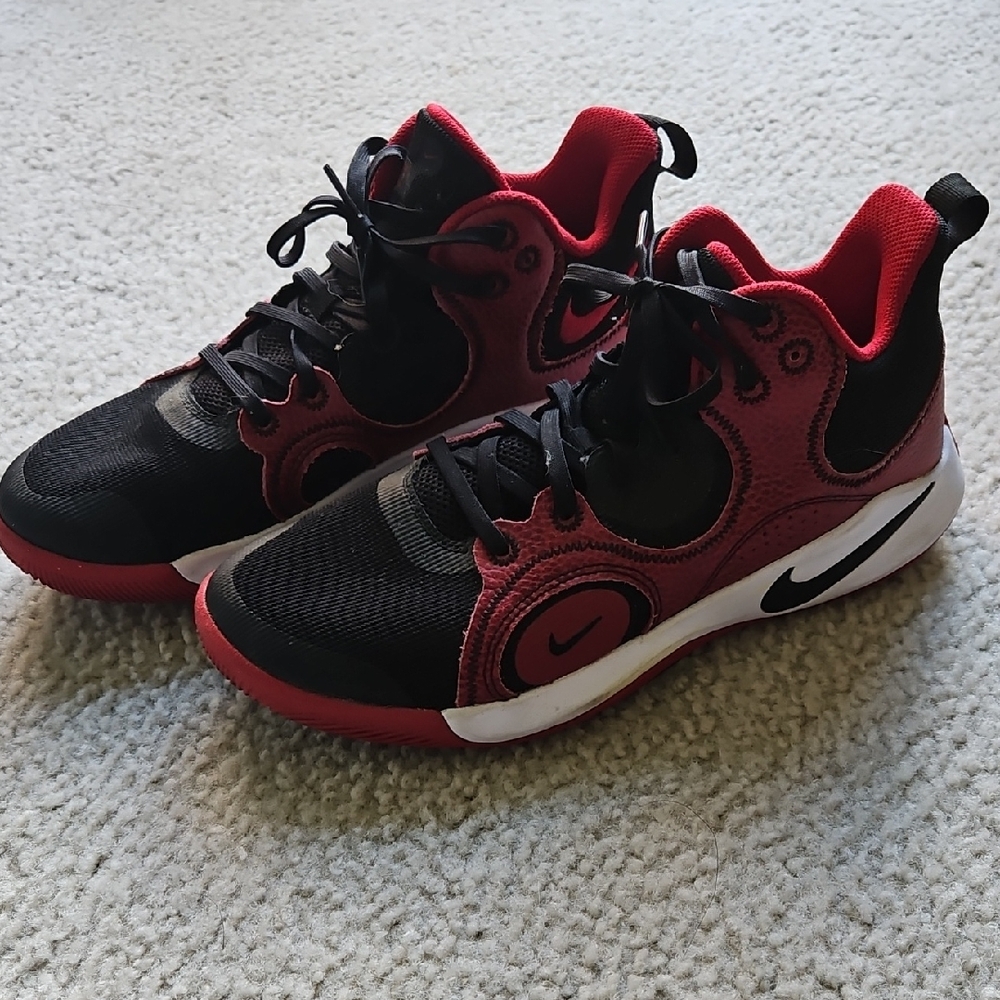 Nike Basketball Shoes